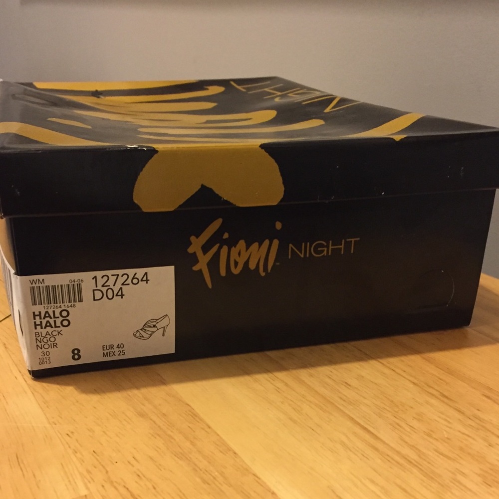 Fioni Night Halo Black Heels - Picture 6 of 6